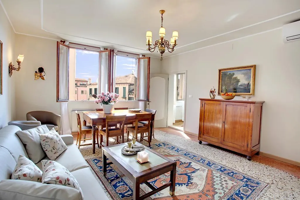 Canale Apartment Venice